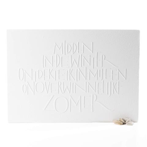 Midden in de winter ontdekte ik in mij een onoverwinnelijke zomer