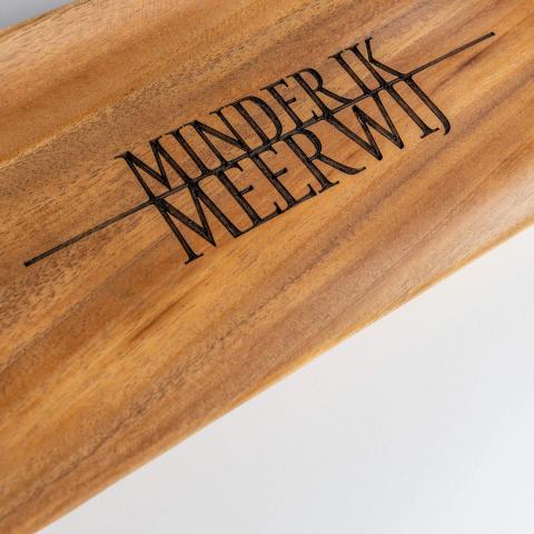 Schaal 'Minder ik meer wij'